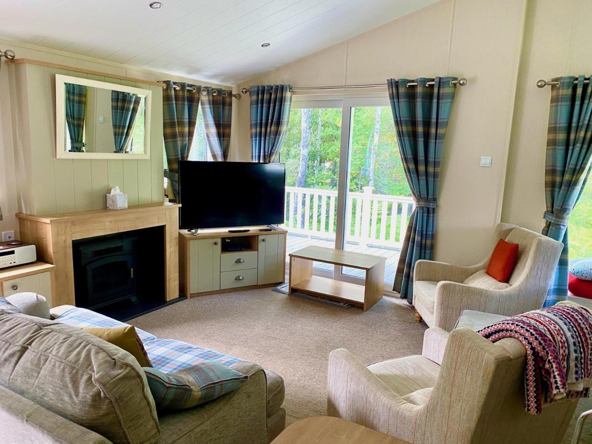 Caorann Lodge, 205 Tummel Valleyピトロクリー エクステリア 写真