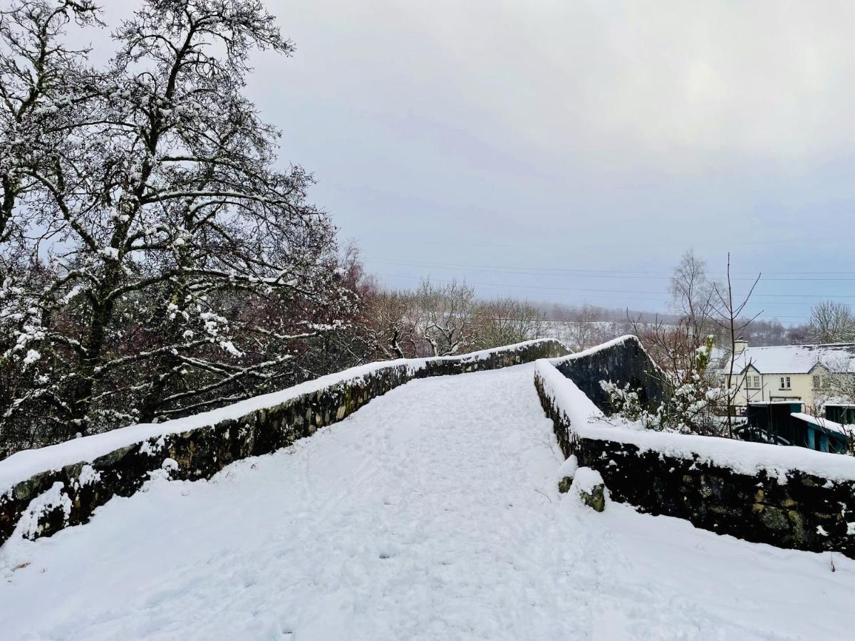 Caorann Lodge, 205 Tummel Valleyピトロクリー エクステリア 写真