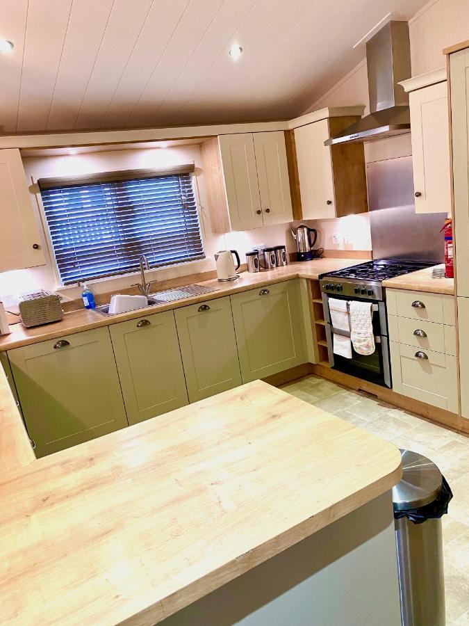 Caorann Lodge, 205 Tummel Valleyピトロクリー エクステリア 写真