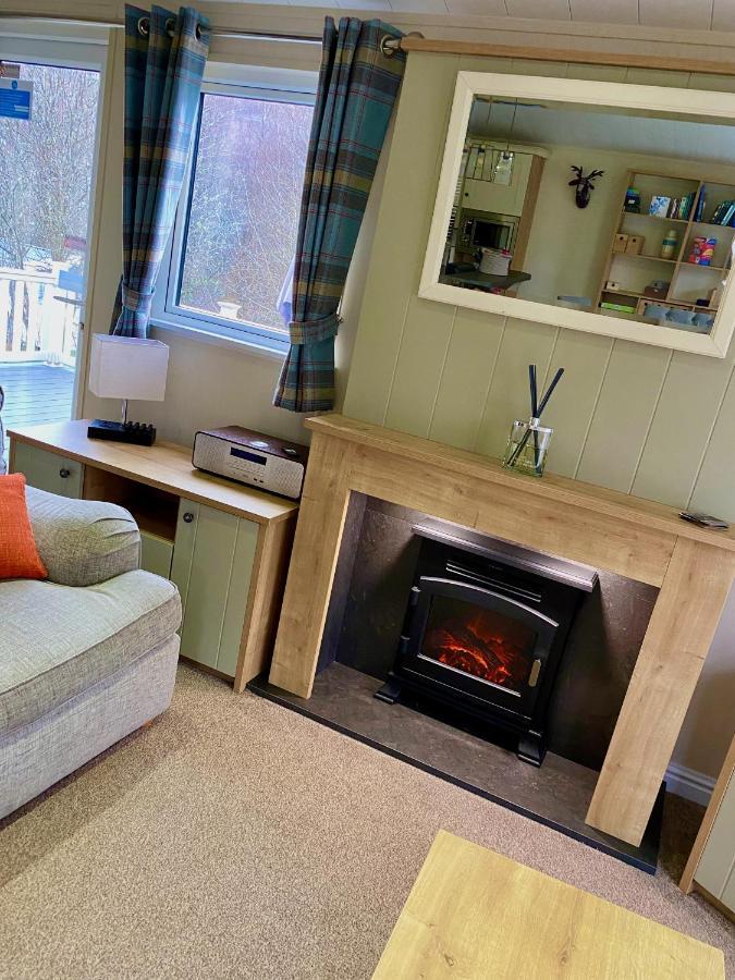 Caorann Lodge, 205 Tummel Valleyピトロクリー エクステリア 写真